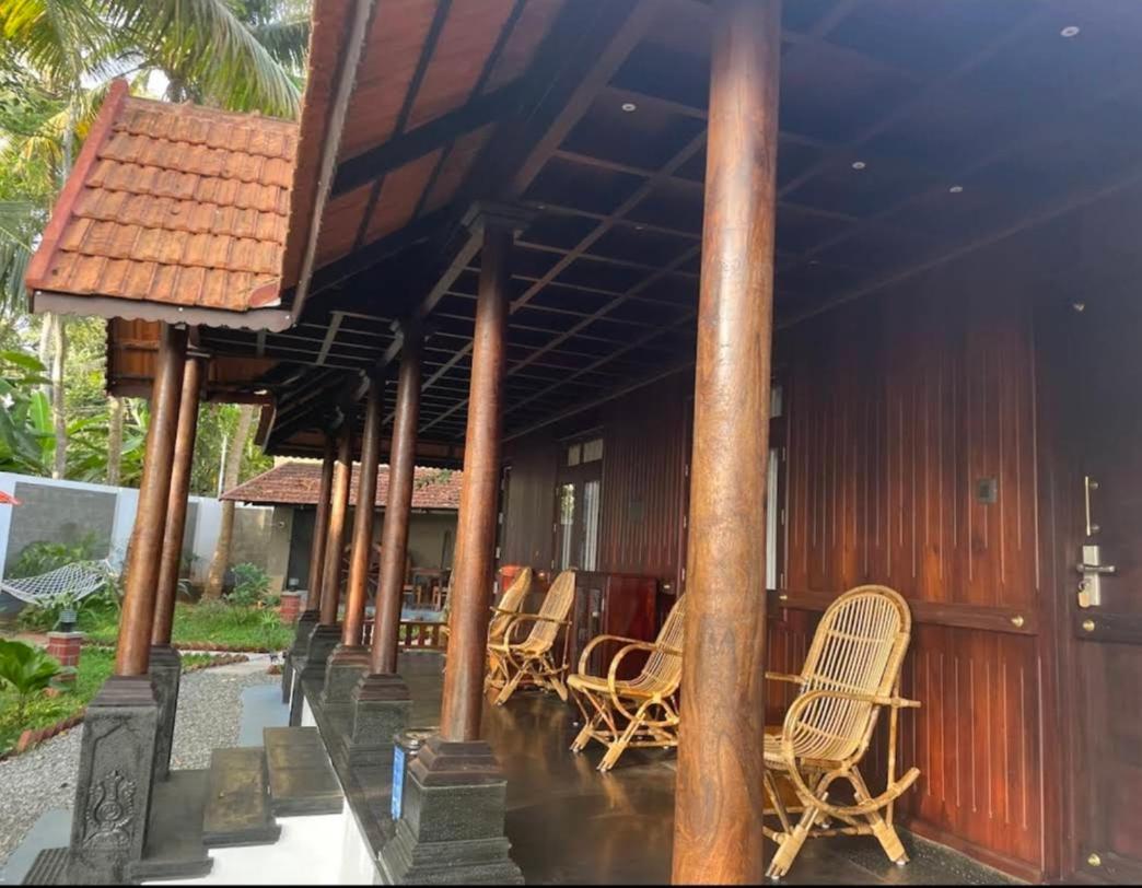 Jeevan Homestay โกวาลัม ภายนอก รูปภาพ